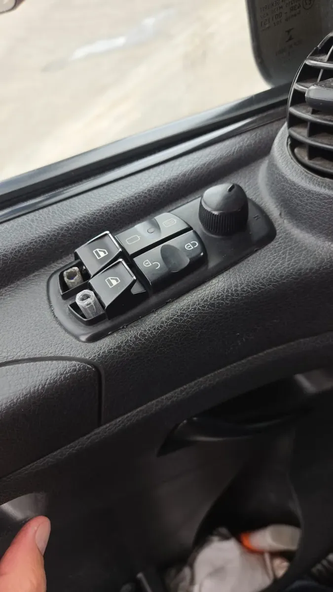 Mercedes-benz Axor 1933 2018 Leito