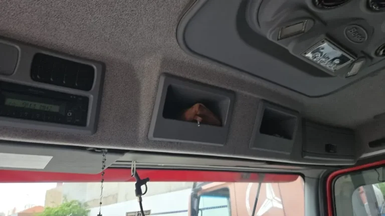 Mercedes-benz Axor 1933 2018 Leito