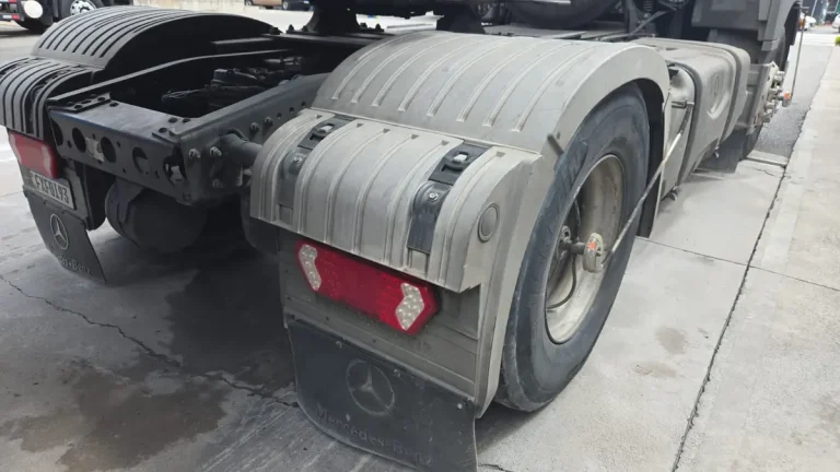 Mercedes-benz Axor 1933 2018 Leito