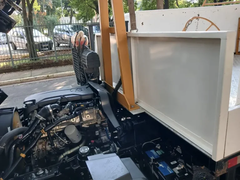 Caminhão Volkswagen Delivery 6170 2023 Com Cesto Aéreo