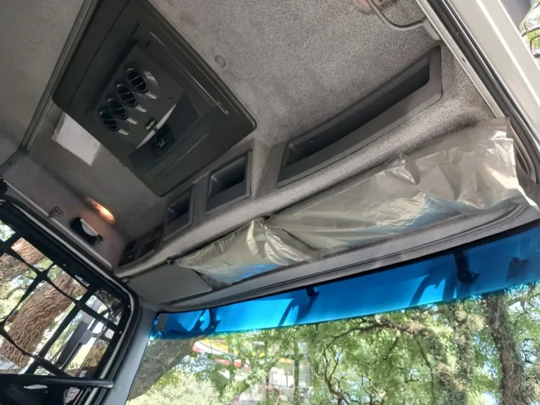 Caminhão Mercedes-benz Axor 1933 2014 Leito