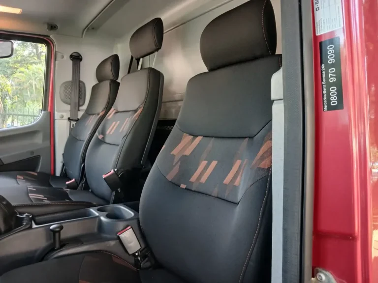 Caminhão Mercedes-benz Accelo 815 2023 Baú