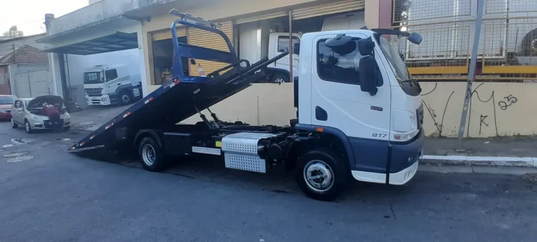 Caminhão Mercedes-Benz Accelo 817 2025 Plataforma Guincho