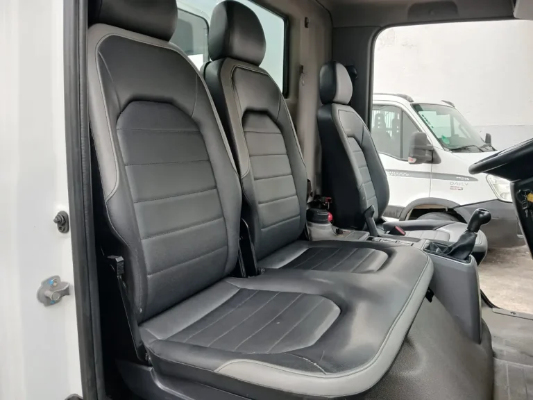 Caminhão Volkswagen 9.180 Delivery 2023 Cabine Auxiliar Carroceria Completo