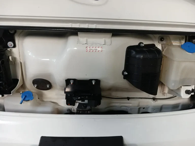 Caminhão Kia Bongo 2.5 Std 4×2 Rs Turbo S/ Carroceria 2p