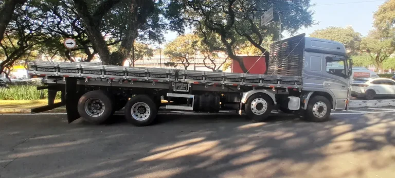 Caminhão Mercedes-Benz Atego 3030 2018 Leito