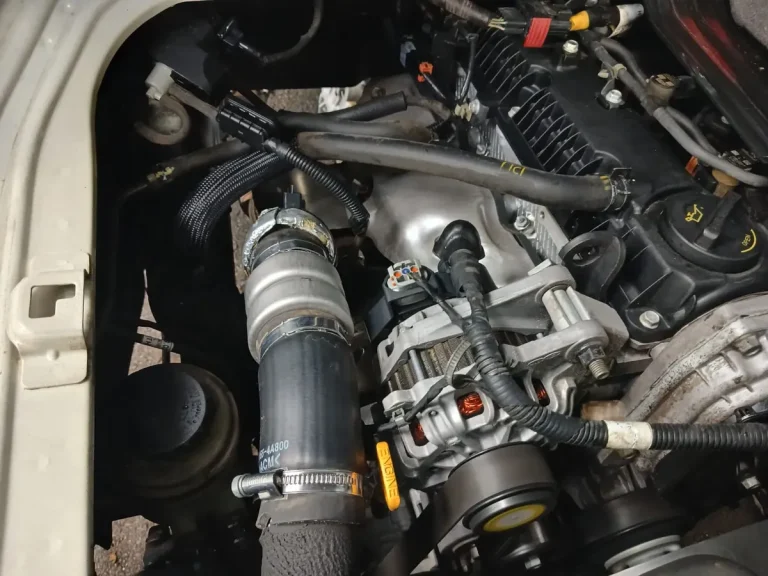 Caminhão Kia Bongo 2.5 Std 4×2 Rs Turbo S/ Carroceria 2p