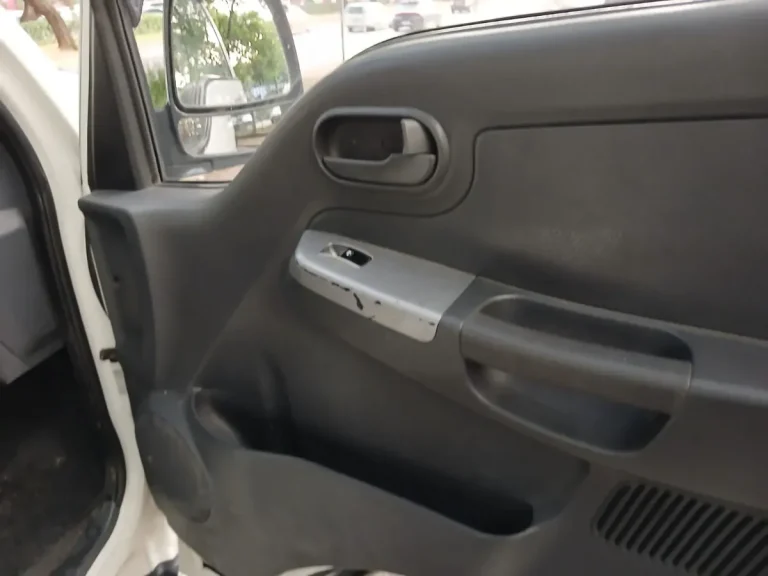Caminhão Kia Bongo 2.5 Std 4×2 Rs Turbo S/ Carroceria 2p