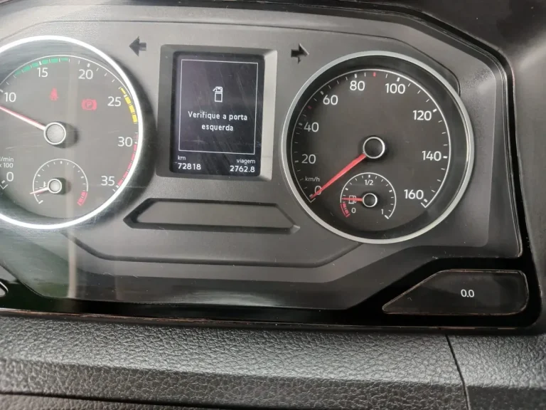 Caminhão Volkswagen 9.180 Delivery 2023 Cabine Auxiliar Carroceria Completo