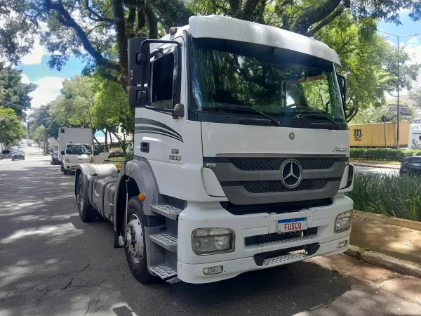 Caminhão Mercedes Benz Axor 1933 2018 Completo Automático