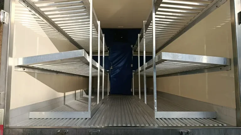 Caminhão Volkswagen 9180 Delivery 2025 Baú Refrigerado