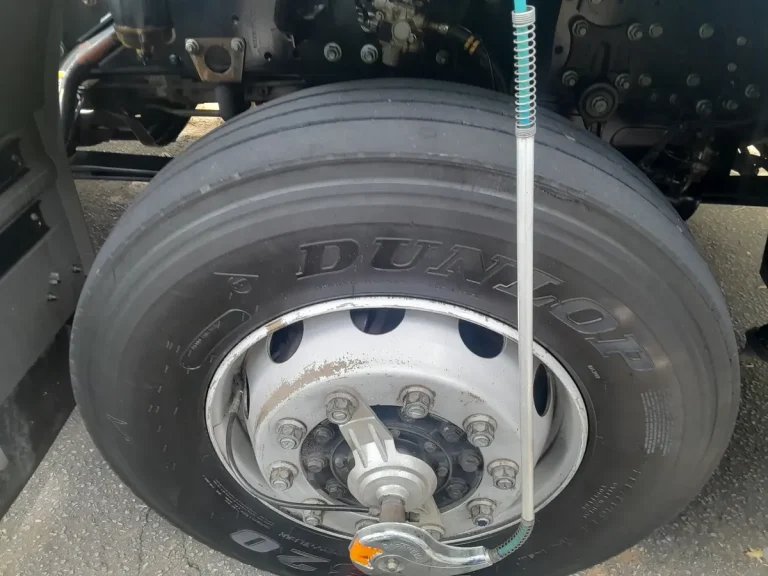 Caminhão Mercedes Benz Axor 1933 2018 Completo Automático