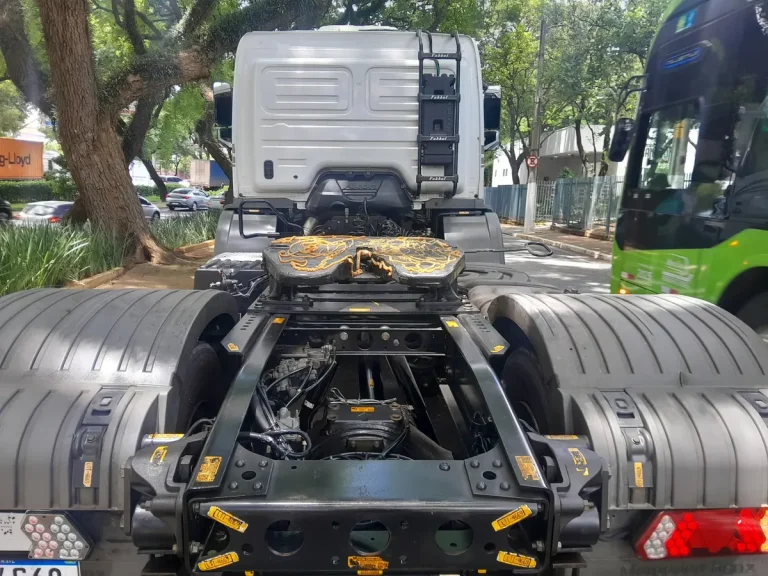 Caminhão Mercedes Benz Axor 1933 2018 Completo Automático