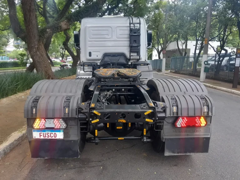 Caminhão Mercedes Benz Axor 1933 2018 Completo Automático