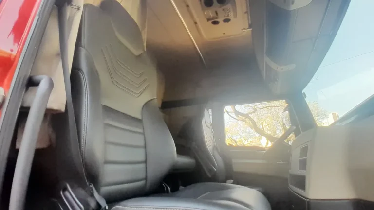 Caminhão Volkswagen Meteor 28460 2022 6×2