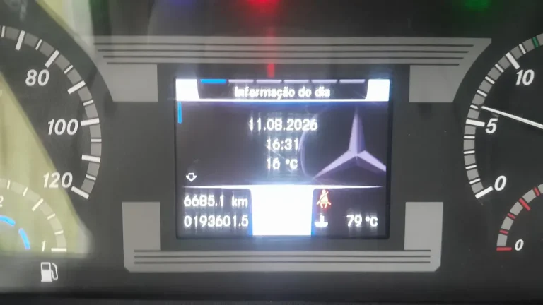 Caminhão Mercedes-Benz Accelo 1016 2020 Completo
