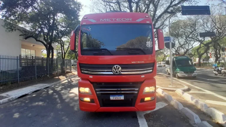 Caminhão Volkswagen Meteor 28460 2022 6×2