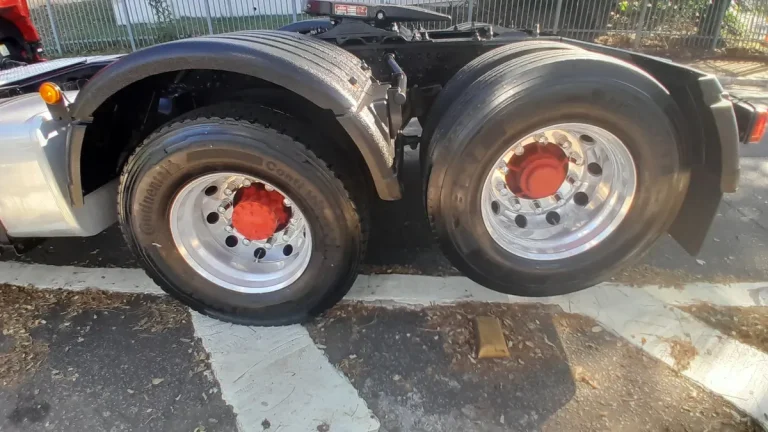 Caminhão Volkswagen Meteor 28460 2022 6×2