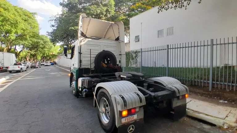 Caminhão Mercedes-benz Axor 1933 Leito Teto Baixo 2018