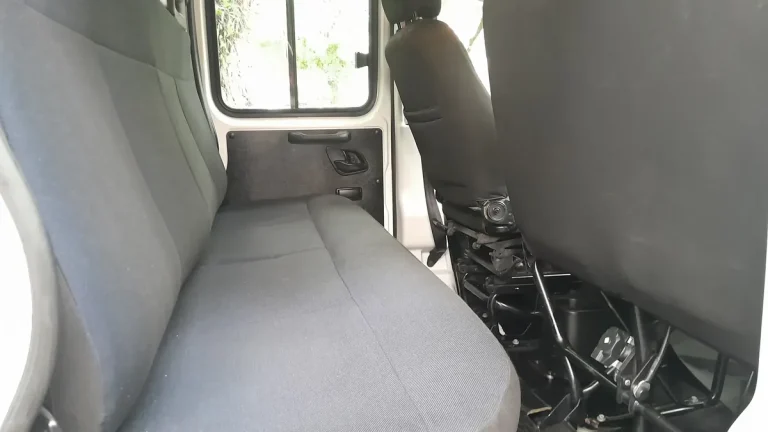 Caminhão Iveco Daily 70.170 Cabine Dupla 2022 Baú