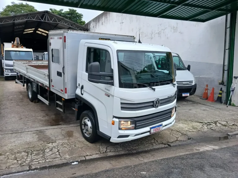 Caminhão Volkswagen 9180 Delivery 2024 Carroceria E Cabine Auxiliar