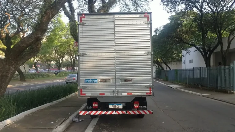 Caminhão Volkswagen Delivery Express 2021 Baú 4,50 Mts
